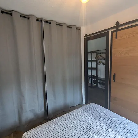 Le Cabanon T1 A Quissac, Avec Piscine
